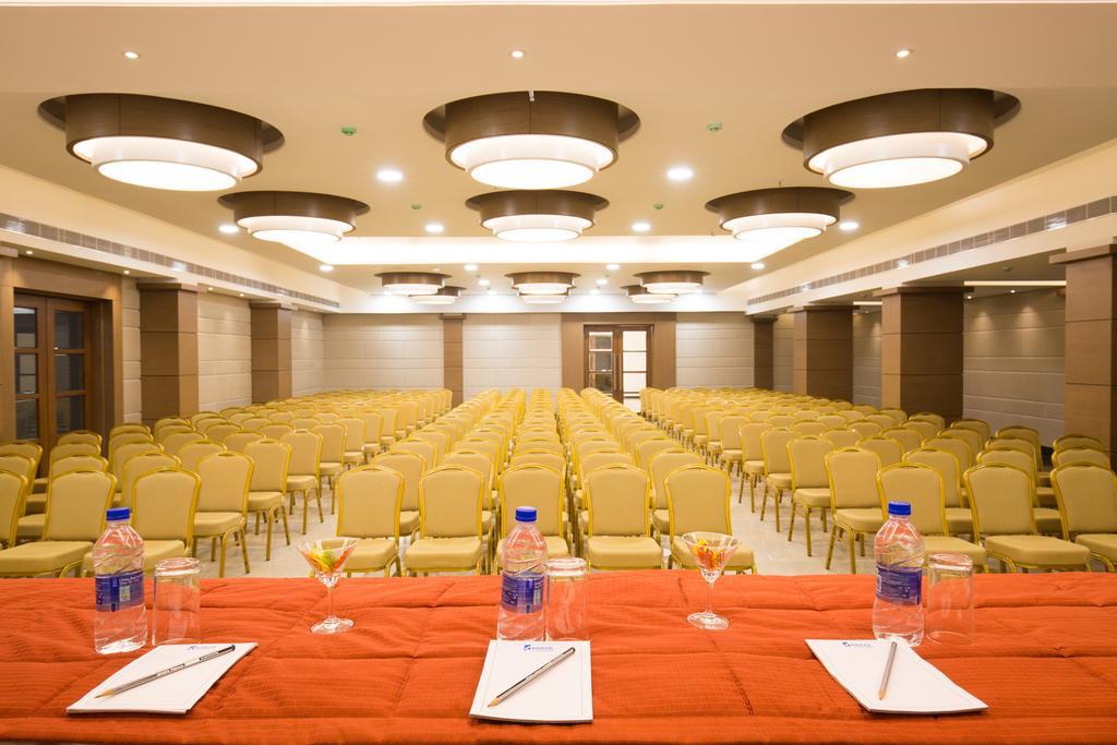 Kiscol Grands Hotel Coimbatore Exterior photo