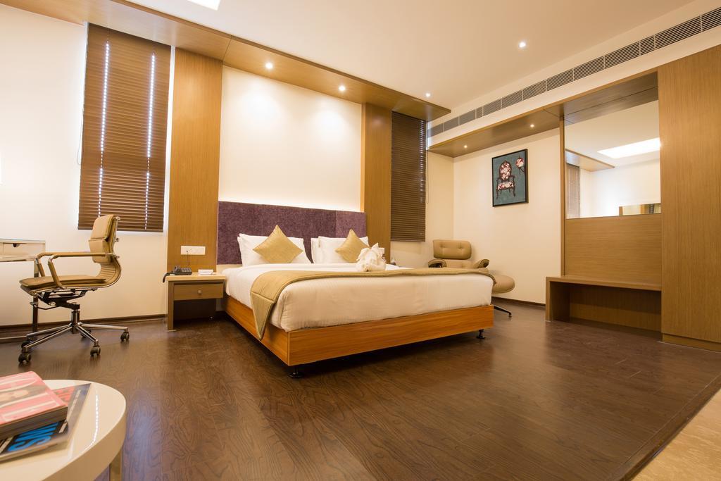 Kiscol Grands Hotel Coimbatore Exterior photo