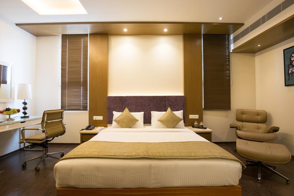 Kiscol Grands Hotel Coimbatore Exterior photo