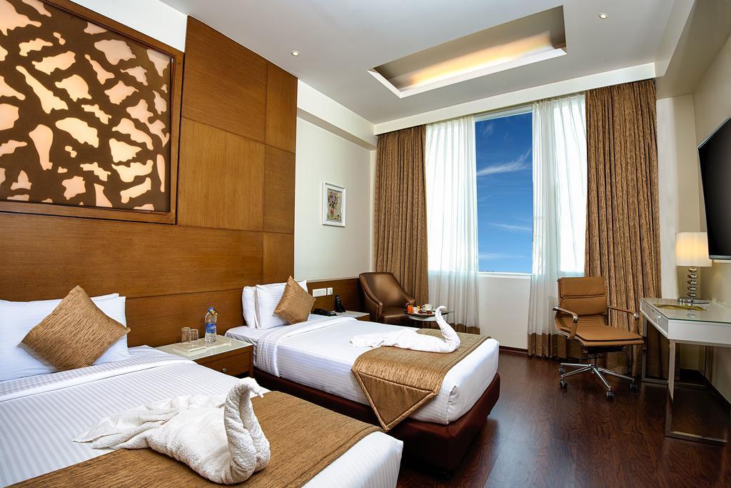 Kiscol Grands Hotel Coimbatore Exterior photo